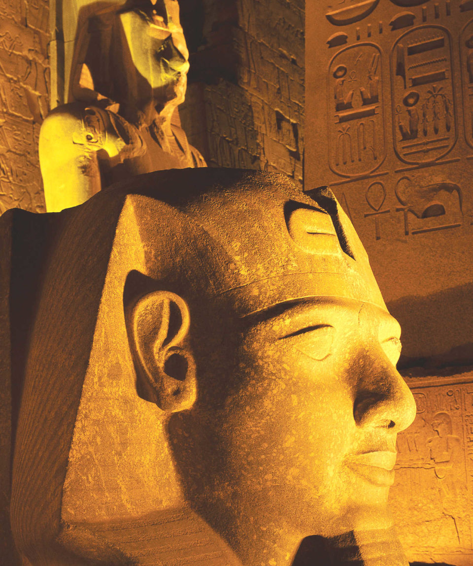 EGIPTO_PEDAHF_tete-de-sphinx-temple-en-egypte-11443